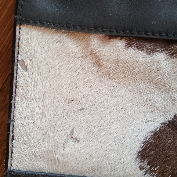 Leather cow hide clutch - Picture 4 of 5
